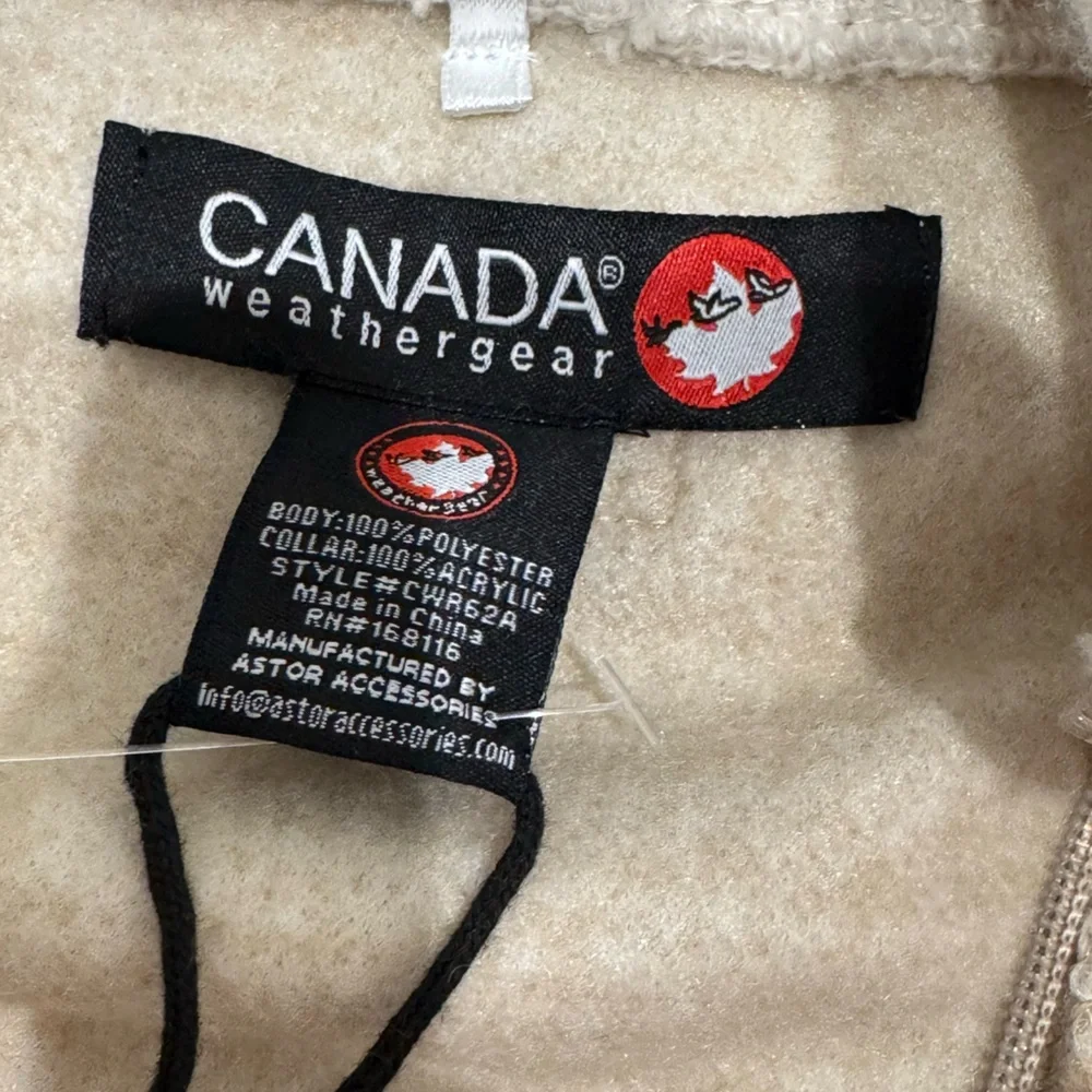 Beige Zip-Up Cape with Ribbed Collar - Picture 3 of 5